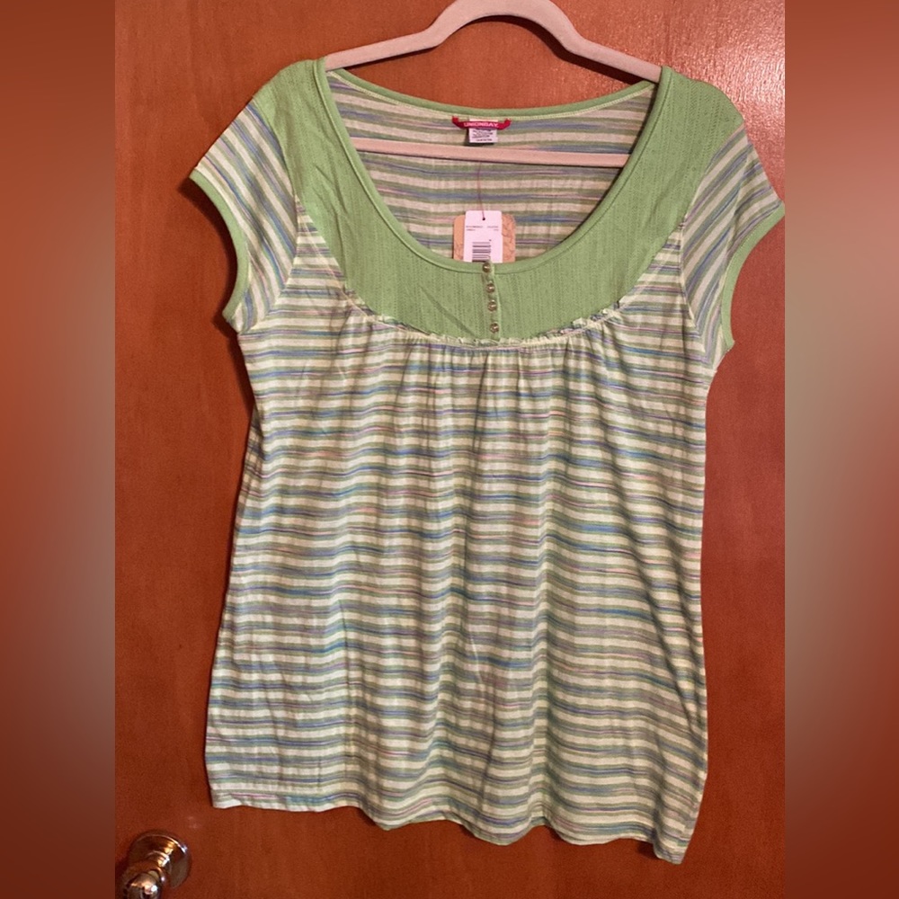 NWT size X-LARGE cute Unionbay t-shirt